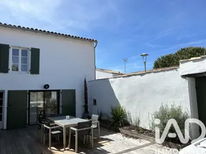 House in La Flotte (17630)