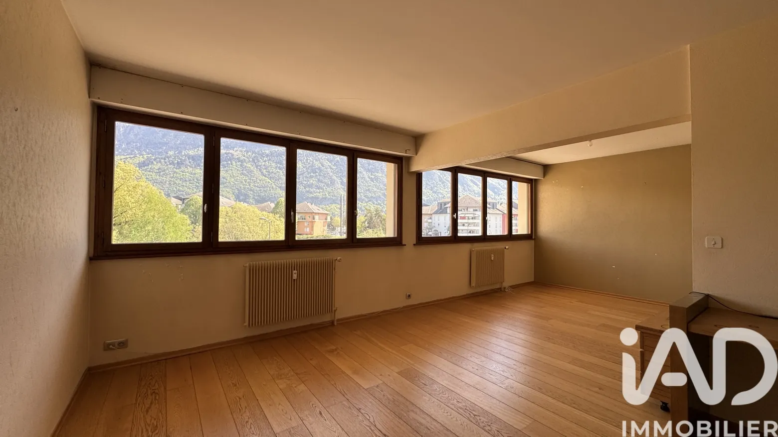 Vente appartement à Bonneville (74130) : appartement 3 pièces 85 m² - 1998130 — 3