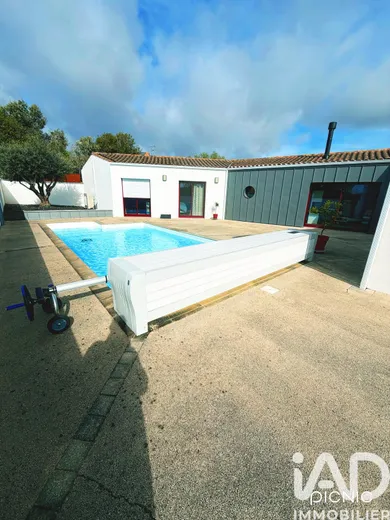 House in Dompierre-sur-Mer (17139)