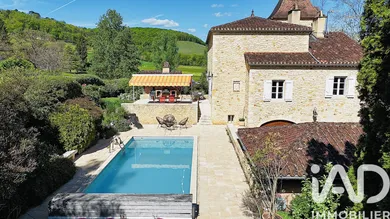 Architectural house in Prayssac (46220)