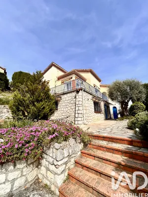 Maison traditionnelle à Vence (06140)