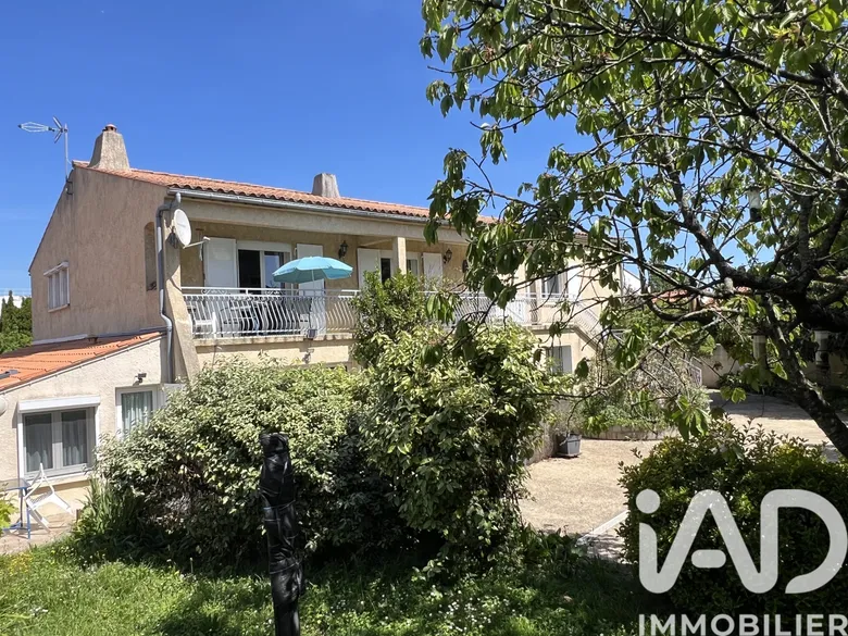 Maison 13 pièces 341 m² · à Aytré · 341,5 m² · 884 000 €