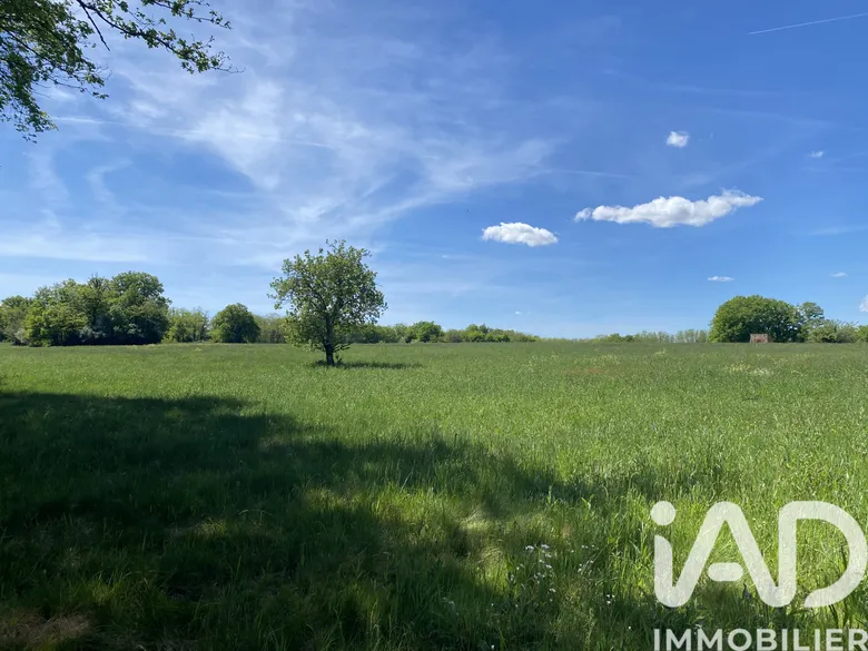 Terrain à Domme (24250) · 26 000 €