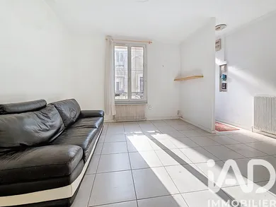 Townhouse in Noisy-le-sec (93110)