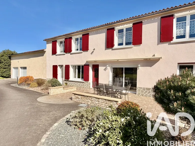 Maison 5 pièces 150 m² · à Vouvant · 150 m² · 239 000 €