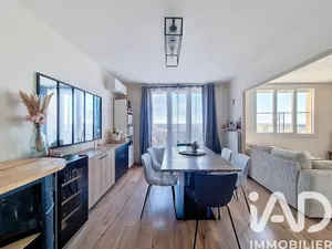 Apartment in Nîmes (30900)