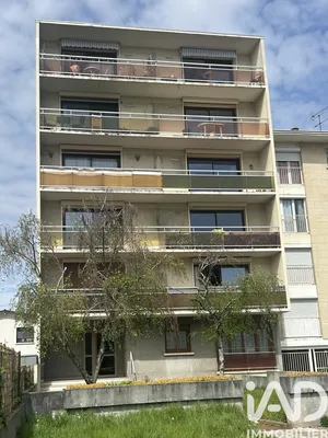 Apartment in Colombes (92700)