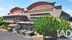 Murs commerciaux  à Pouzolles (34480)