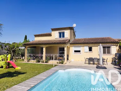 Maison à Marseille (13013)