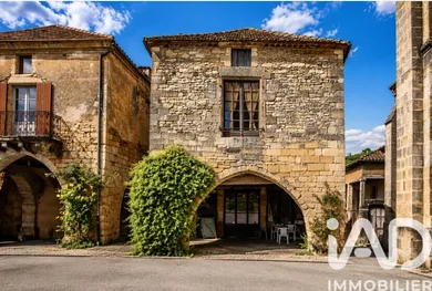 Immeuble à Villefranche-du-Périgord (24550)