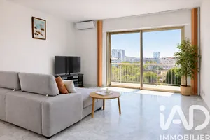 Apartment in Toulon (83000)