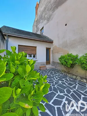 Traditional house in Bonny-sur-Loire (45420)