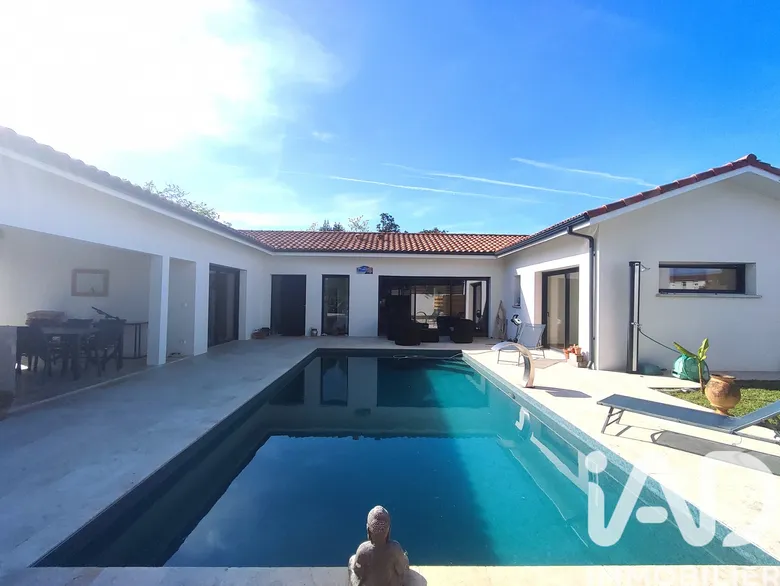 Maison 6 pièces 144 m² · à Dax · 144 m² · 520 000 €