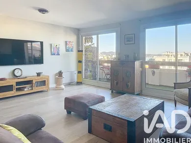Apartment in Toulon (83000)