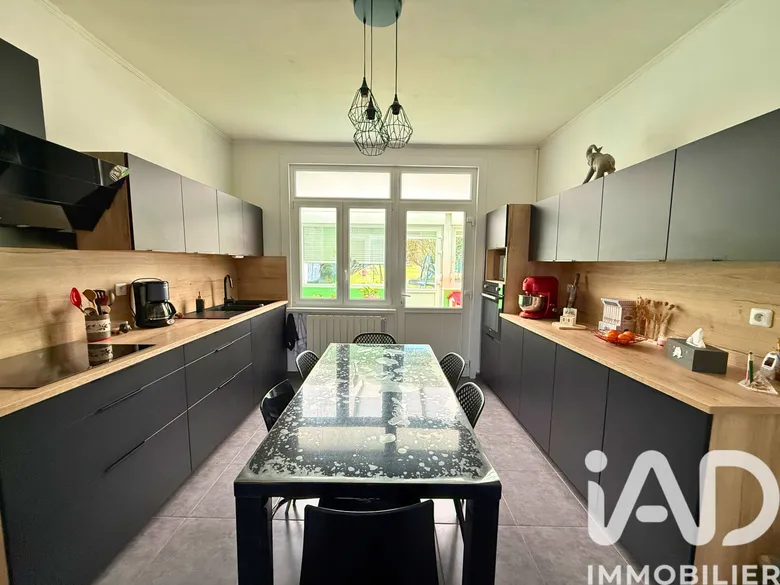 Maison 5 pièces 131 m² · à Sin-le-Noble · 131 m² · 222 000 €