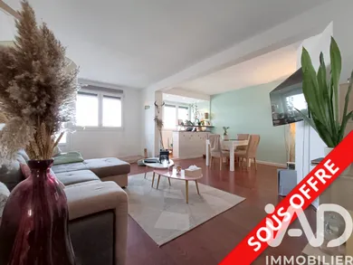 Apartment in Tinqueux (51430)