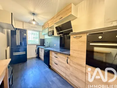 Apartment in Ermont (95120)