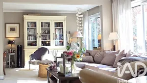 Apartment in Chilly-Mazarin (91380)