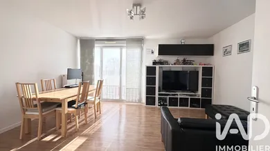 Apartment in Trappes (78190)