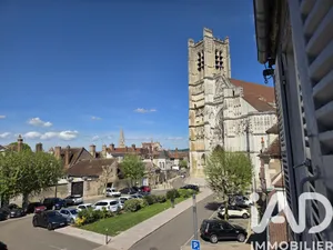 Triplex in Auxerre (89000)