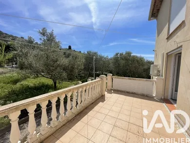 Apartment in Le Rove (13740)