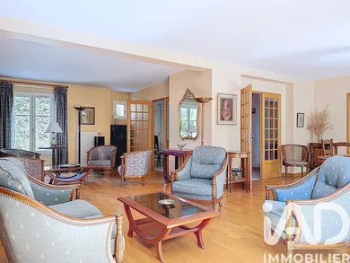 Demeure à Saint-Prix (95600)