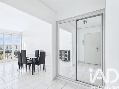 Apartment in Troyes (10000)