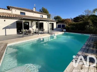 Maison à Roquebrune-sur-Argens (83520)