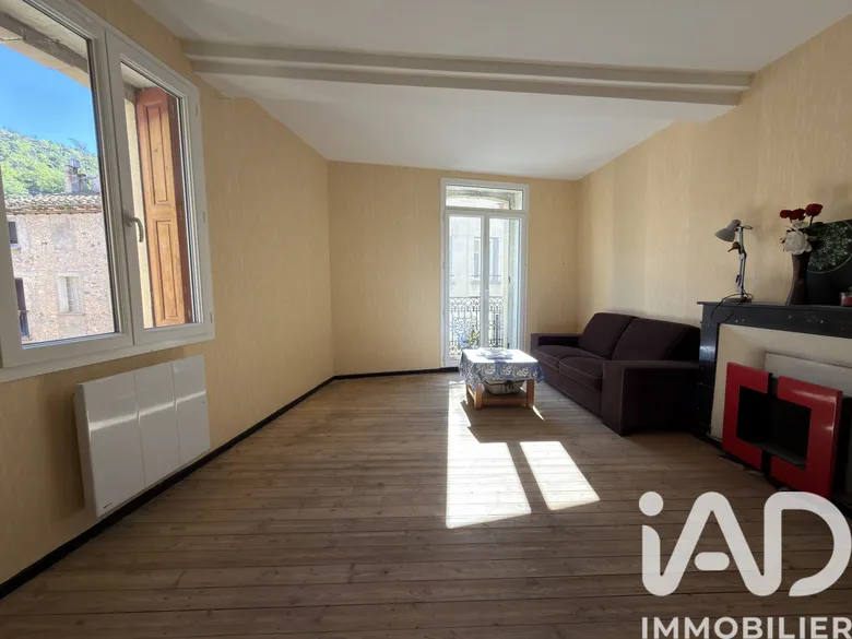 Maison 6 pièces 184 m² · à Catllar · 184 m² · 185 000 €
