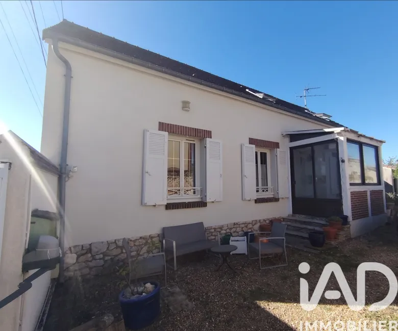 Maison 4 pièces 82 m² · à Chartres · 81,5 m² · 238 000 €