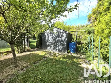 Townhouse in Pont-Sainte-Marie (10150)