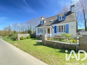 House in Saint-Jean-du-Doigt (29630)
