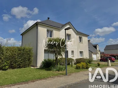 Maison à saint mathurin sur loire (49250)