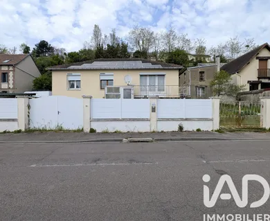 Maison à Saint-Aubin-lès-Elbeuf (76410)