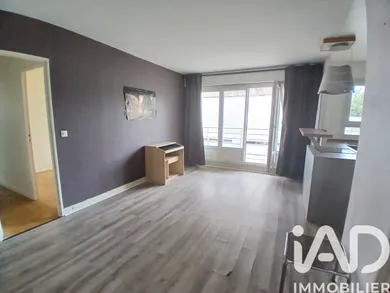 Apartment in Palaiseau (91120)