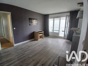 Apartment in Palaiseau (91120)