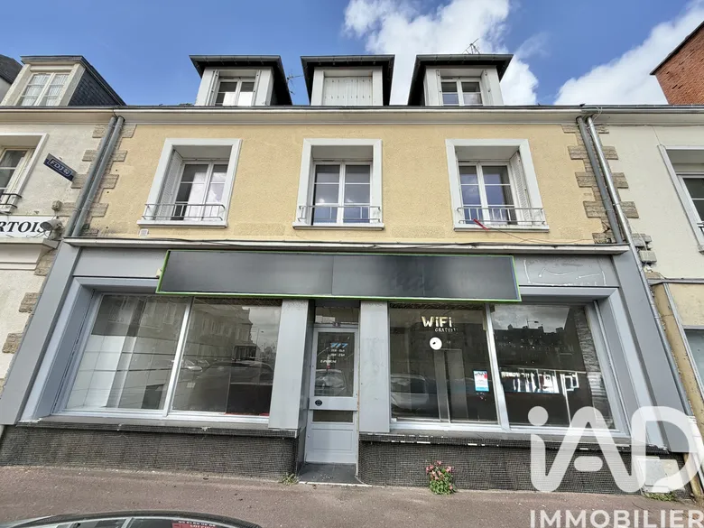Immeuble 220 m² · à Périers · 220 m² · 289 500 €
