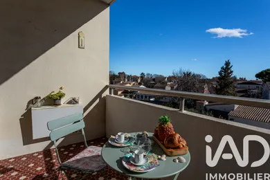 Apartment in Lunel (34400)