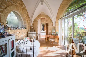 Mansion in Aigaliers (30700)