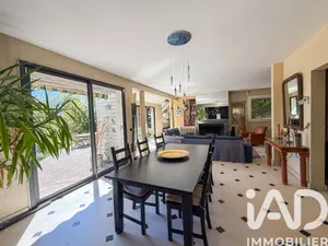 House in Mont-Saint-Aignan (76130)