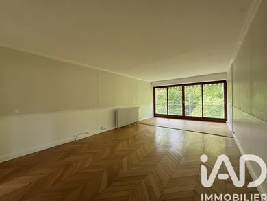 Appartement à Vaux-le-Pénil (77000)