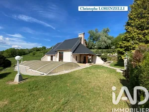 Architectural house in Chazey-Bons (01300)