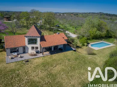 Maison d'architecte à Daglan (24250)