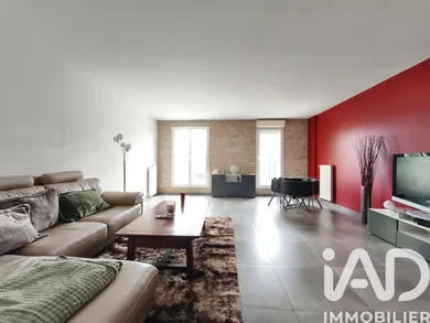Apartment in Bussy-Saint-Georges (77600)