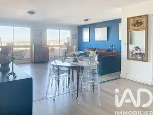 Apartment in Toulon (83000)