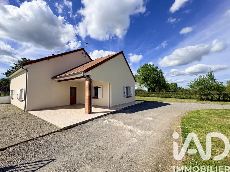 Maison 5 pièces 123 m² · à Feusines · 123 m² · 159 500 €