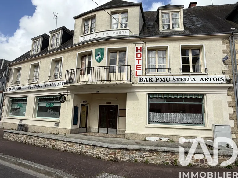 Immeuble 16 pièces 570 m² · à Périers · 570 m² · 363 000 €