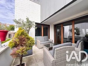 Duplex in Bois-Colombes (92270)