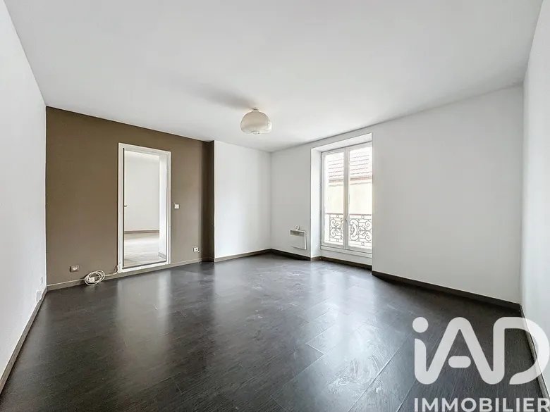 Appartement 3 pièces 55 m² · à Corbeil-Essonnes · 55 m² · 109 000 €