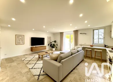 Townhouse in Cogolin (83310)